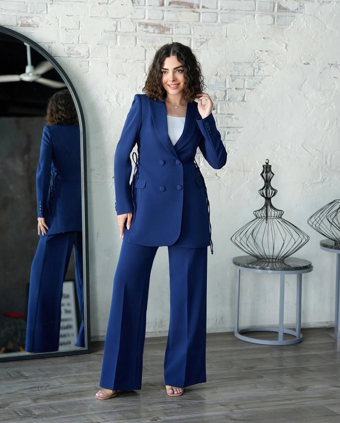 Le Costume LUNA